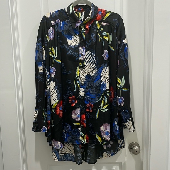 Free People Silky Nights Button Down Oversized Floral Blouse in Onyx Sz S - Picture 6 of 13
